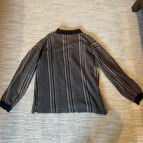 Vintage Patterned Sweater - Picture 3 of 3